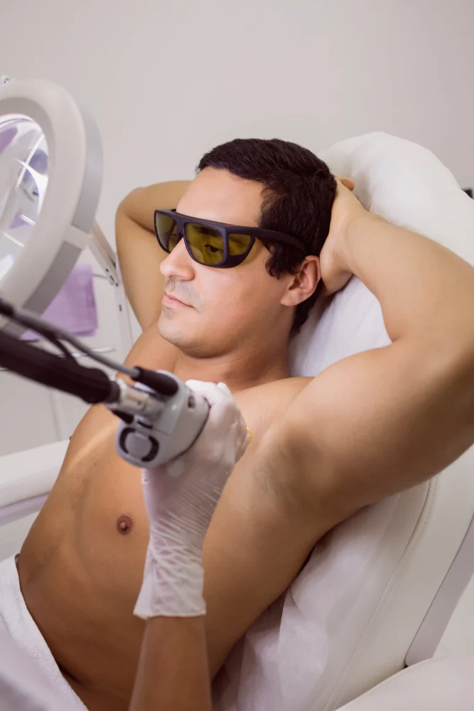 Laser session for a single body area for a male patient at Hokama Najd clinics